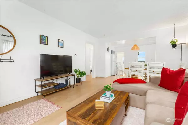 509 Cedar AVE S, Renton, WA 98055