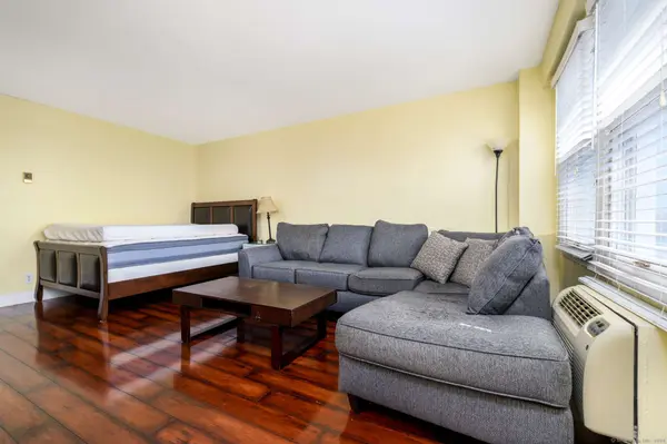 30 Glenbrook Road #APT 8C, Stamford, CT 06902