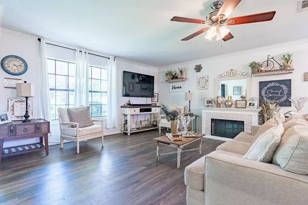 14717 Pine Oak, Brownsboro, TX 75756