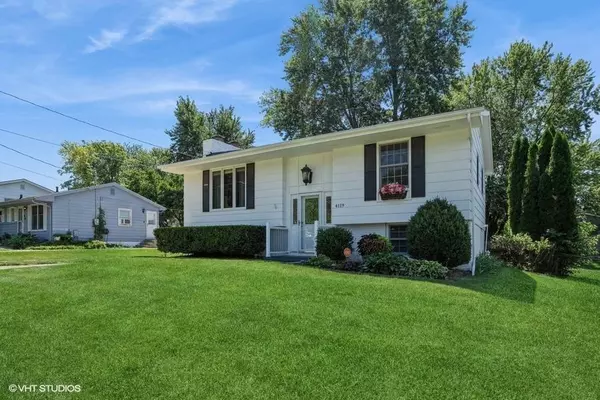 4119 Hull Avenue, Des Moines, IA 50317