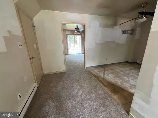 631 TARA DR, Sicklerville, NJ 08081