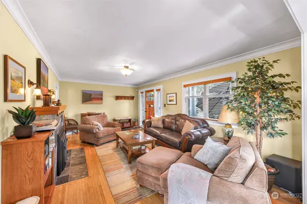 2709 Sunset DR, Bellingham, WA 98225