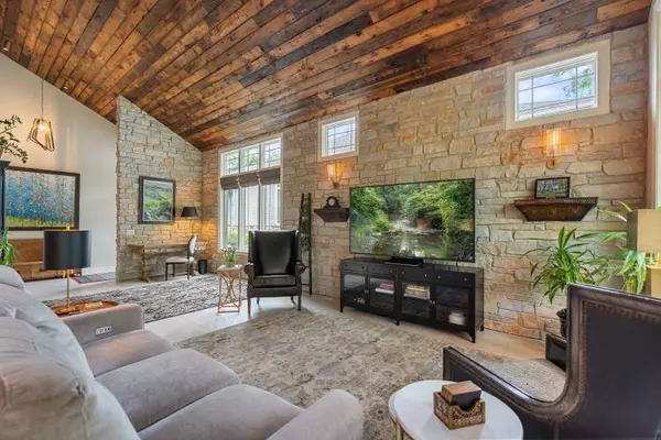 3203 Conservancy Lane #44, Middleton, WI 53562