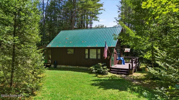 358 Irishtown Road, Minerva, NY 12857