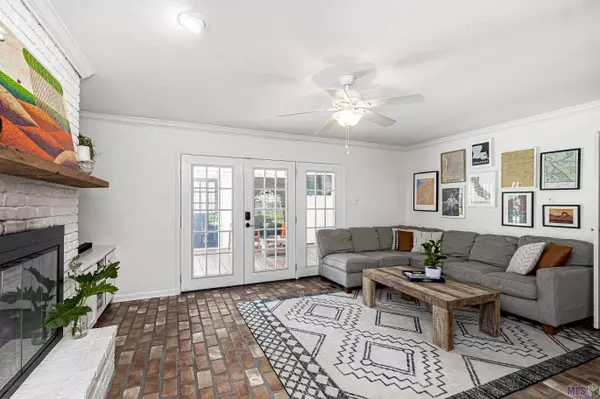 5029 PARKFOREST DR, Baton Rouge, LA 70816