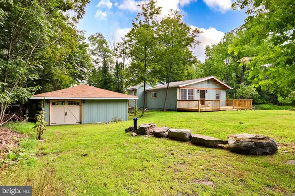 106 MORRIS RD, East Stroudsburg, PA 18302