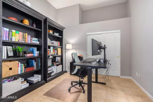 5243 E THUNDER HAWK Road, Cave Creek, AZ 85331