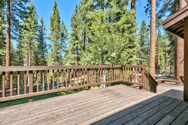 14830 Donnington Lane, Truckee, CA 96161