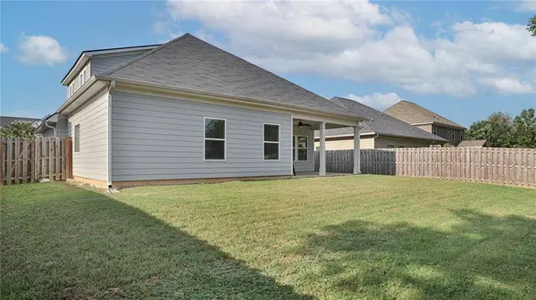 116 Southern Oaks DR, Smiths Station, AL 36877