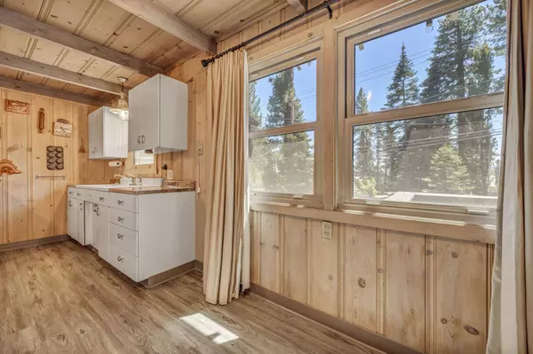 5289 N North Lake Boulevard, Carnelian Bay, CA 96140