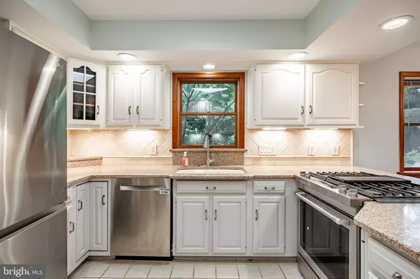 3120 BOOTH DR, Garnet Valley, PA 19060