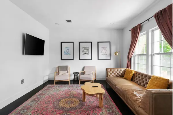 1508 E 11th ST, Austin, TX 78702