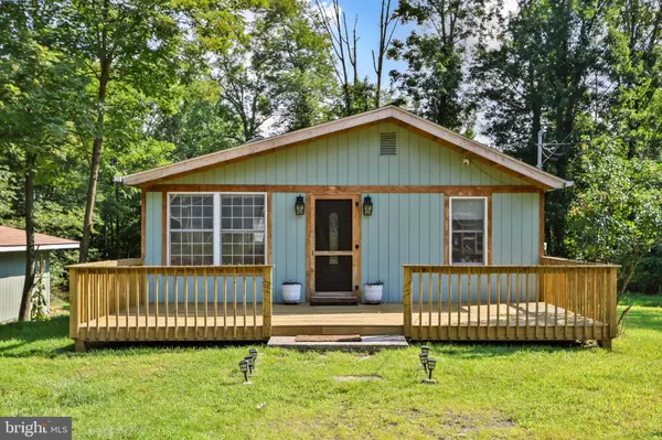 106 MORRIS RD, East Stroudsburg, PA 18302