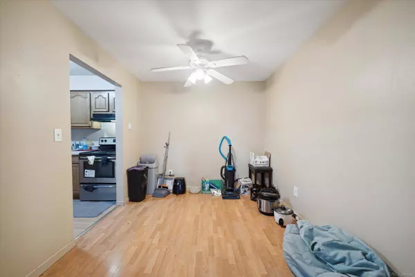 1942 Axtell #1 Drive, Troy, MI 48084