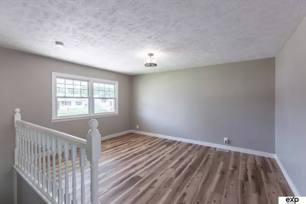 4004 Bel Air Drive, Council Bluffs, IA 51501