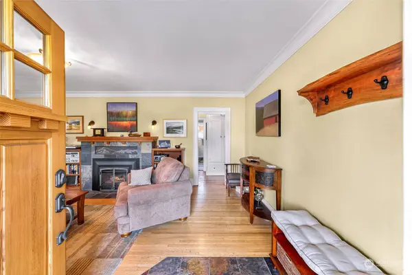 2709 Sunset DR, Bellingham, WA 98225