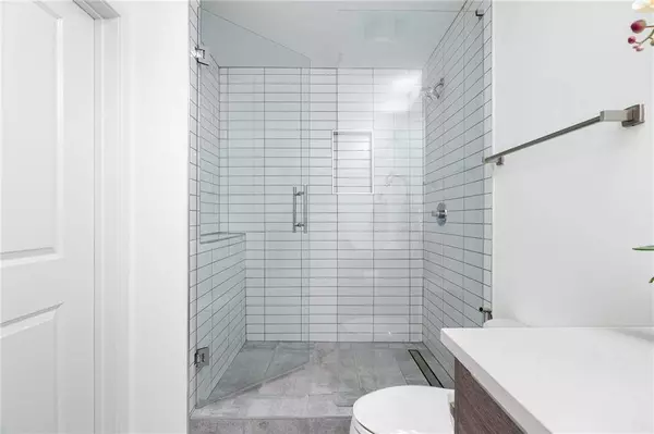 3324 Peachtree RD NE #2706, Atlanta, GA 30326