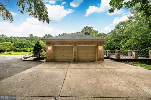 3120 BOOTH DR, Garnet Valley, PA 19060