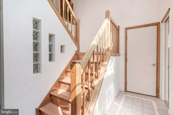 9 CHRISTOPHER LN, Glassboro, NJ 08028