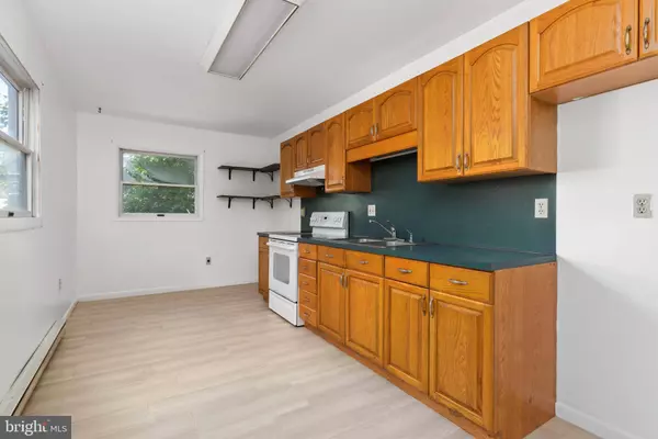 323 N EAST ST, Carlisle, PA 17013