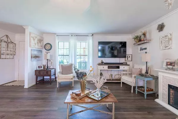 14717 Pine Oak, Brownsboro, TX 75756