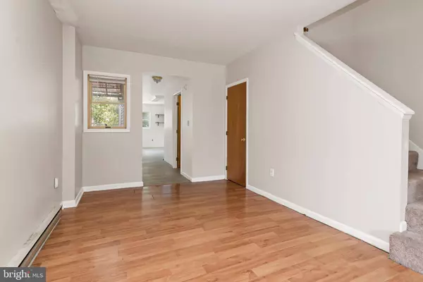 323 N EAST ST, Carlisle, PA 17013