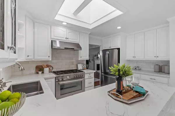 1792 Valota, Redwood City, CA 94061