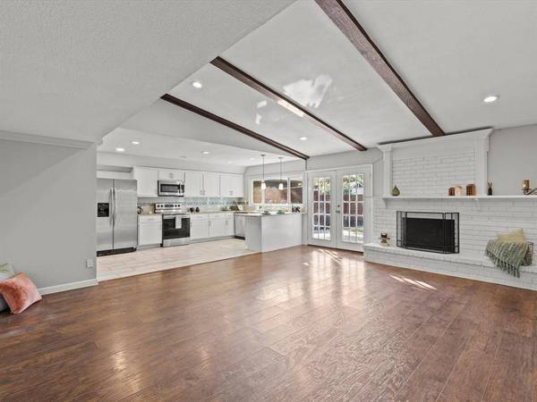 449 Woodway Drive, Coppell, TX 75019