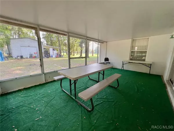 8090 SE 144th PL, Inglis, FL 34449