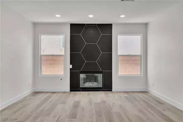 1949 Sondrio Drive, Las Vegas, NV 89134