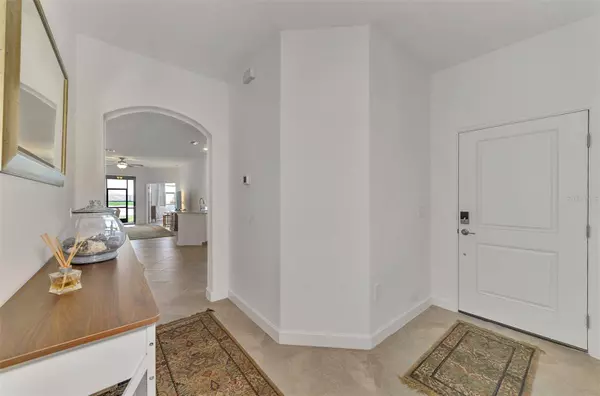 5425 MYSTIC WATER CV, Lakewood Ranch, FL 34211