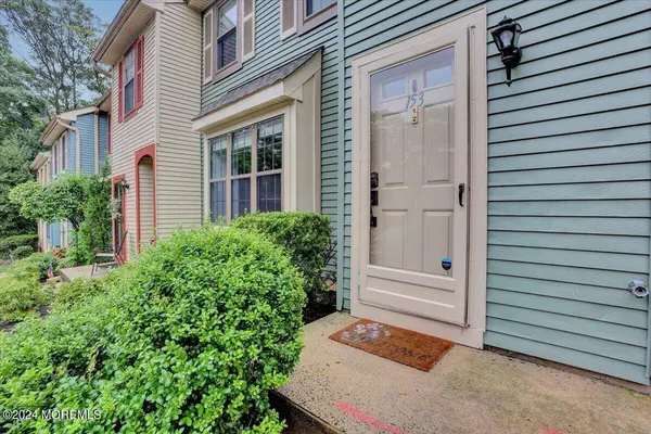 153 Eastwick Court, Aberdeen, NJ 07747