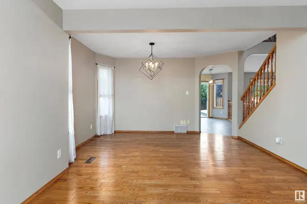 17055 114 ST NW, Edmonton, AB T5X 5X7