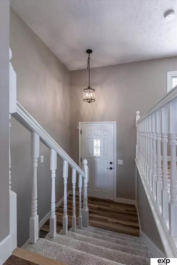 4004 Bel Air Drive, Council Bluffs, IA 51501