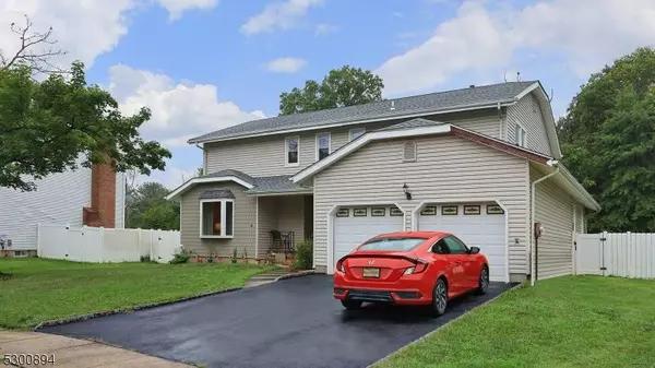 4 Lorien Pl, Hillsborough Twp., NJ 08844