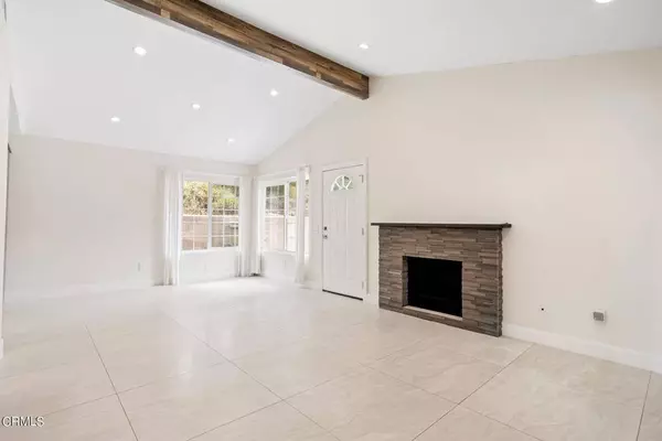 10755 Owens PL, Tujunga, CA 91042