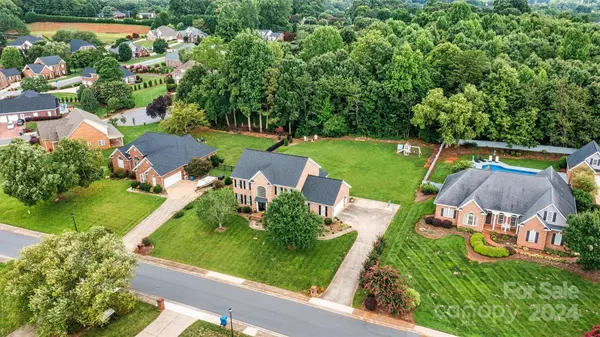 3556 Savannah LN, Claremont, NC 28610