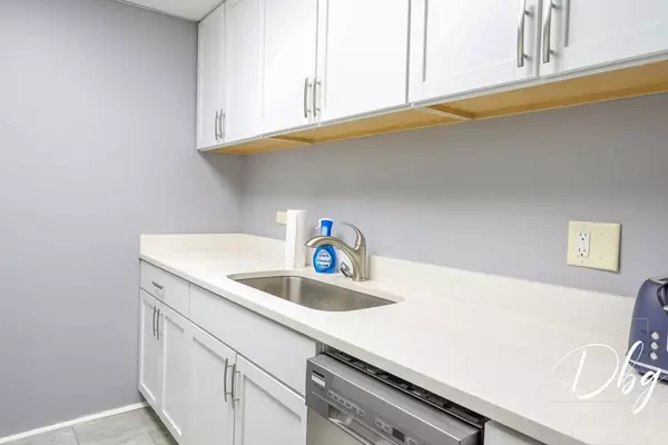 3857 N Parkway DR #1G, Northbrook, IL 60062