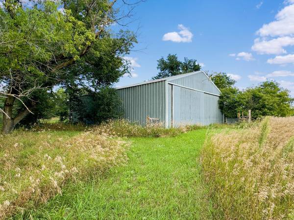 XXX Hemingway AVE, North Branch, MN 55056