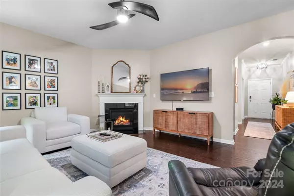 133 Wrangell DR, Mooresville, NC 28117