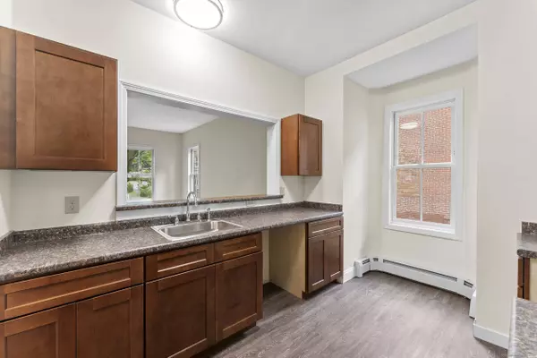 41 Madison Street, Hartford, CT 06106