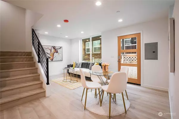 3834 Winslow PL N #B, Seattle, WA 98103