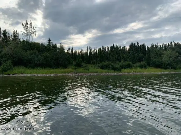 L11 No Road, Glennallen, AK 99588