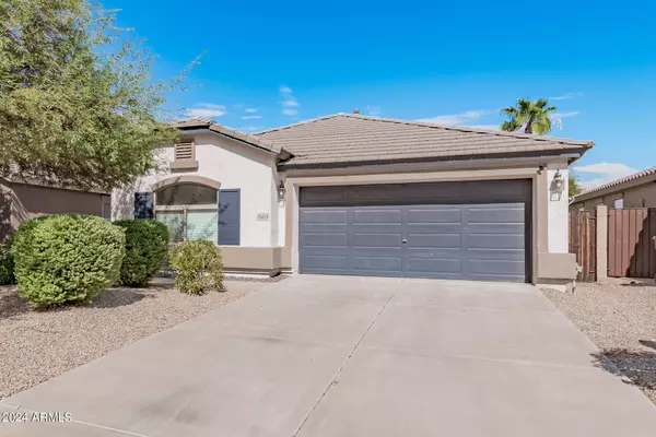 35629 N MIRANDESA Drive, San Tan Valley, AZ 85143