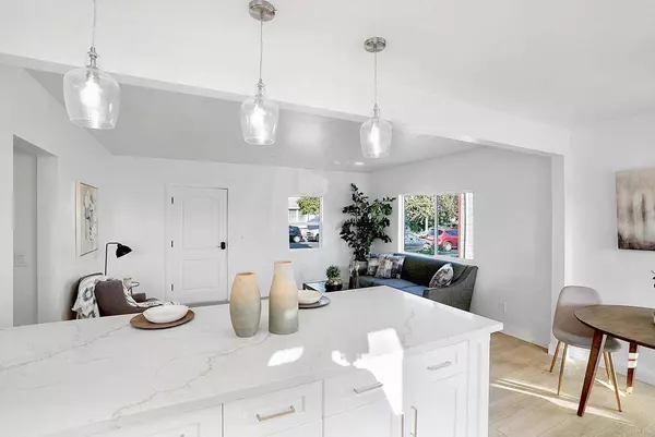 1014 Oaklawn AVE, Chula Vista, CA 91911