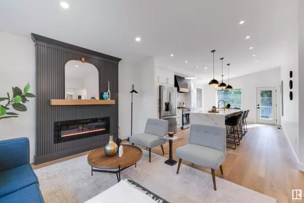 38 OAKDALE PL, St. Albert, AB T8N 6M2