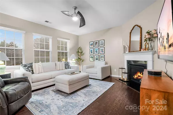 133 Wrangell DR, Mooresville, NC 28117