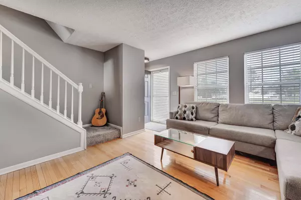 7885 Thornfield Lane 51, Columbus, OH 43235