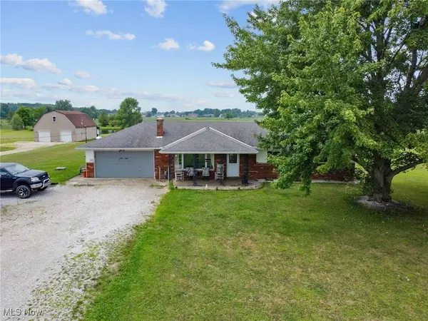 1680 Lester RD, Valley City, OH 44280