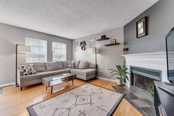 7885 Thornfield Lane 51, Columbus, OH 43235